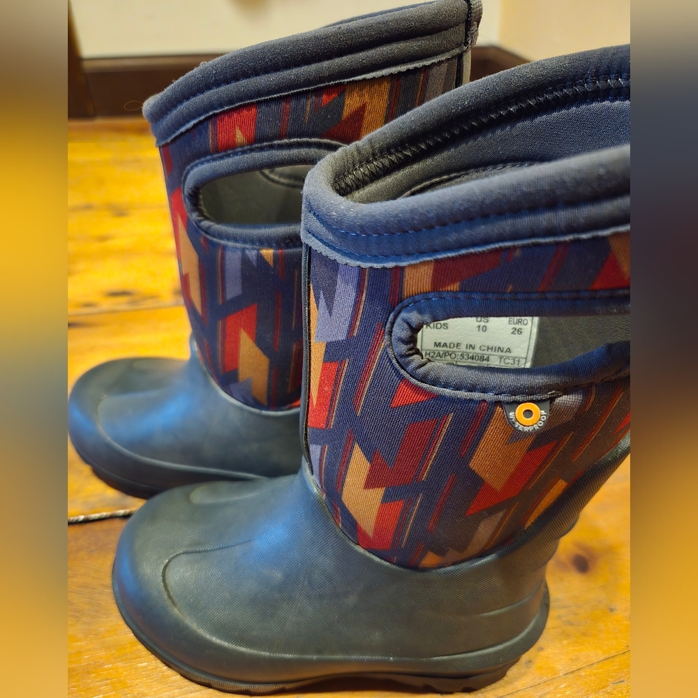 Bogs little kid 10 boots